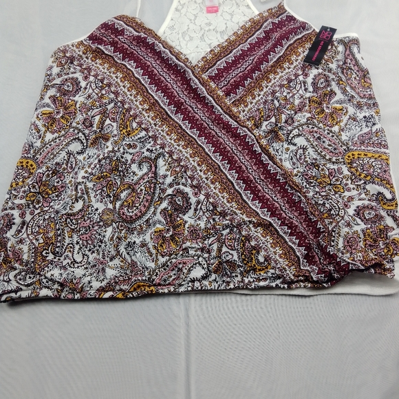 No Boundaries Tops - NWT Women's sleeveless top Size XXL